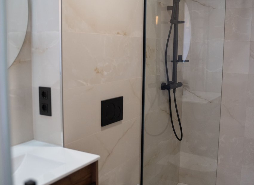 Obra nueva - Bungalow alto -
Pilar de la Horadada