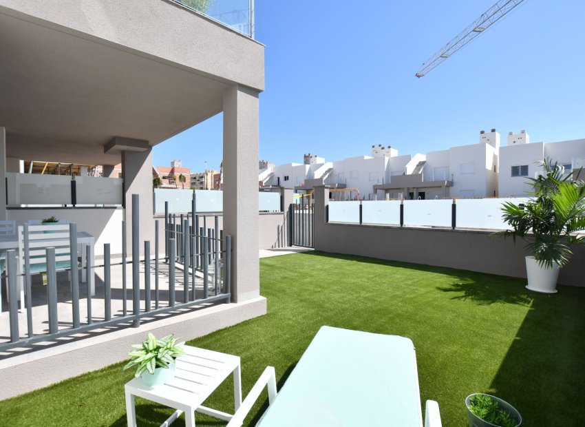 Obra nueva - Bungalow alto -
San Miguel de Salinas