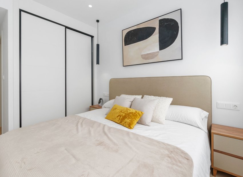 Obra nueva - Bungalow alto -
Torrevieja