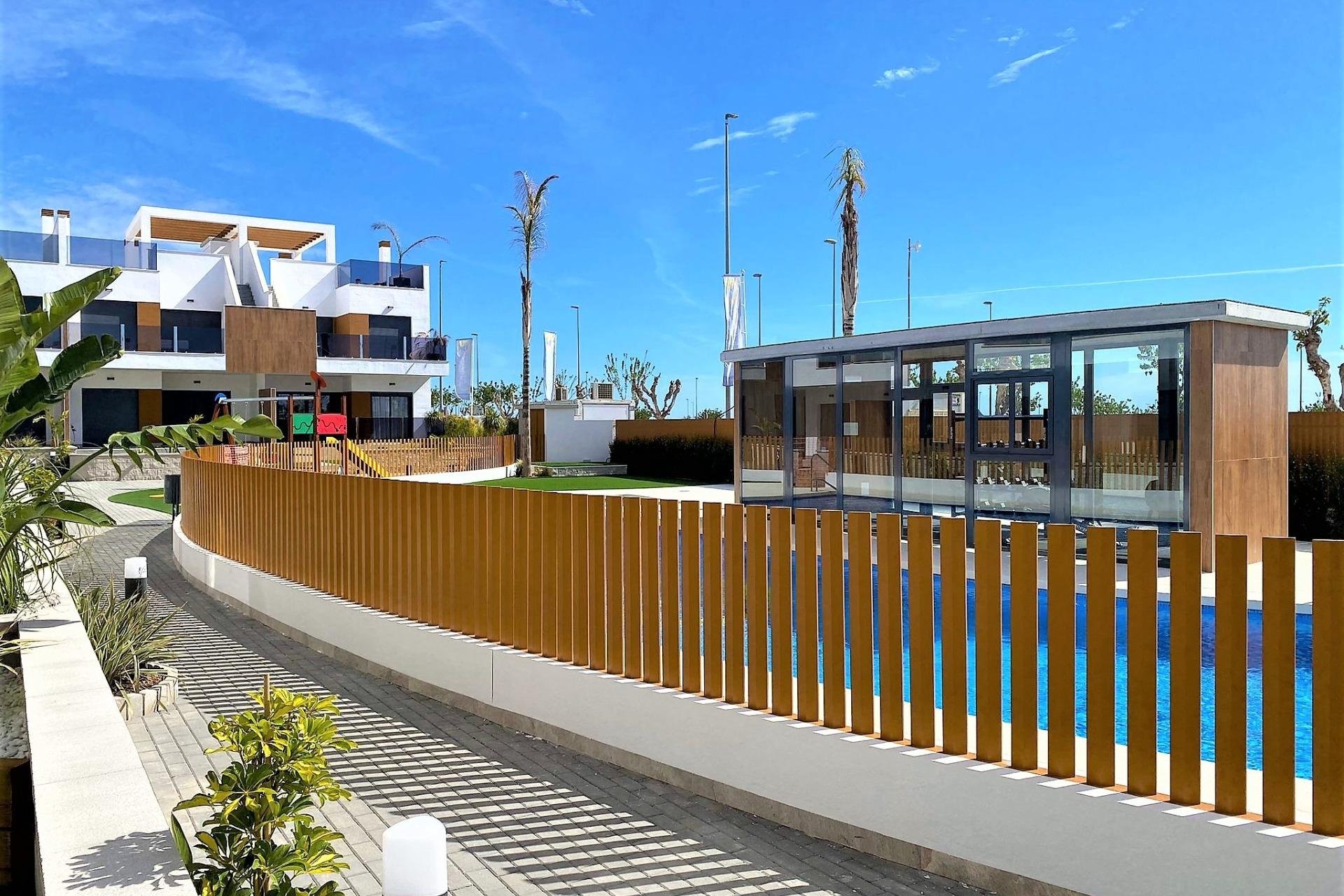 Obra nueva - Bungalow -
Pilar de la Horadada - Polideportivo