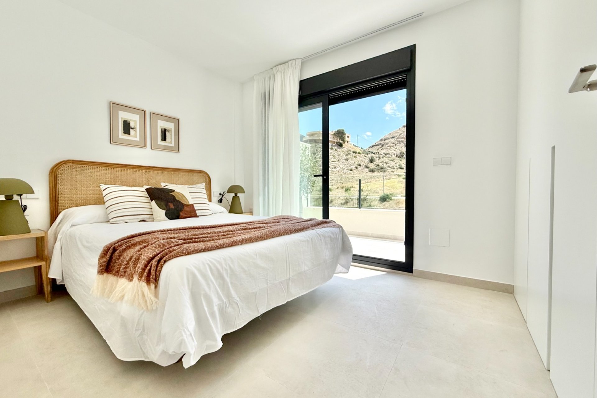 Obra nueva - Bungalow - Planta Baja -
Cox