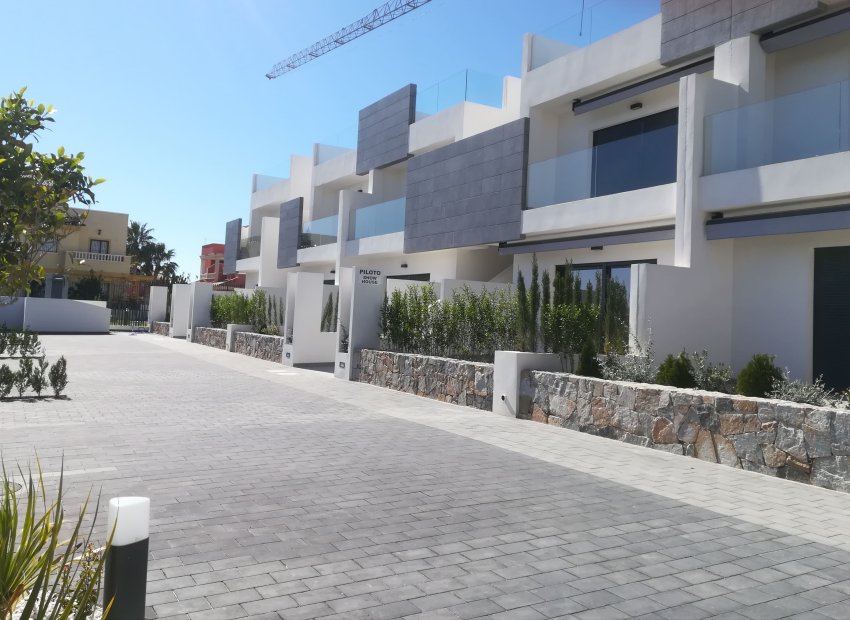 Obra nueva - Bungalow - Planta Baja -
Torrevieja