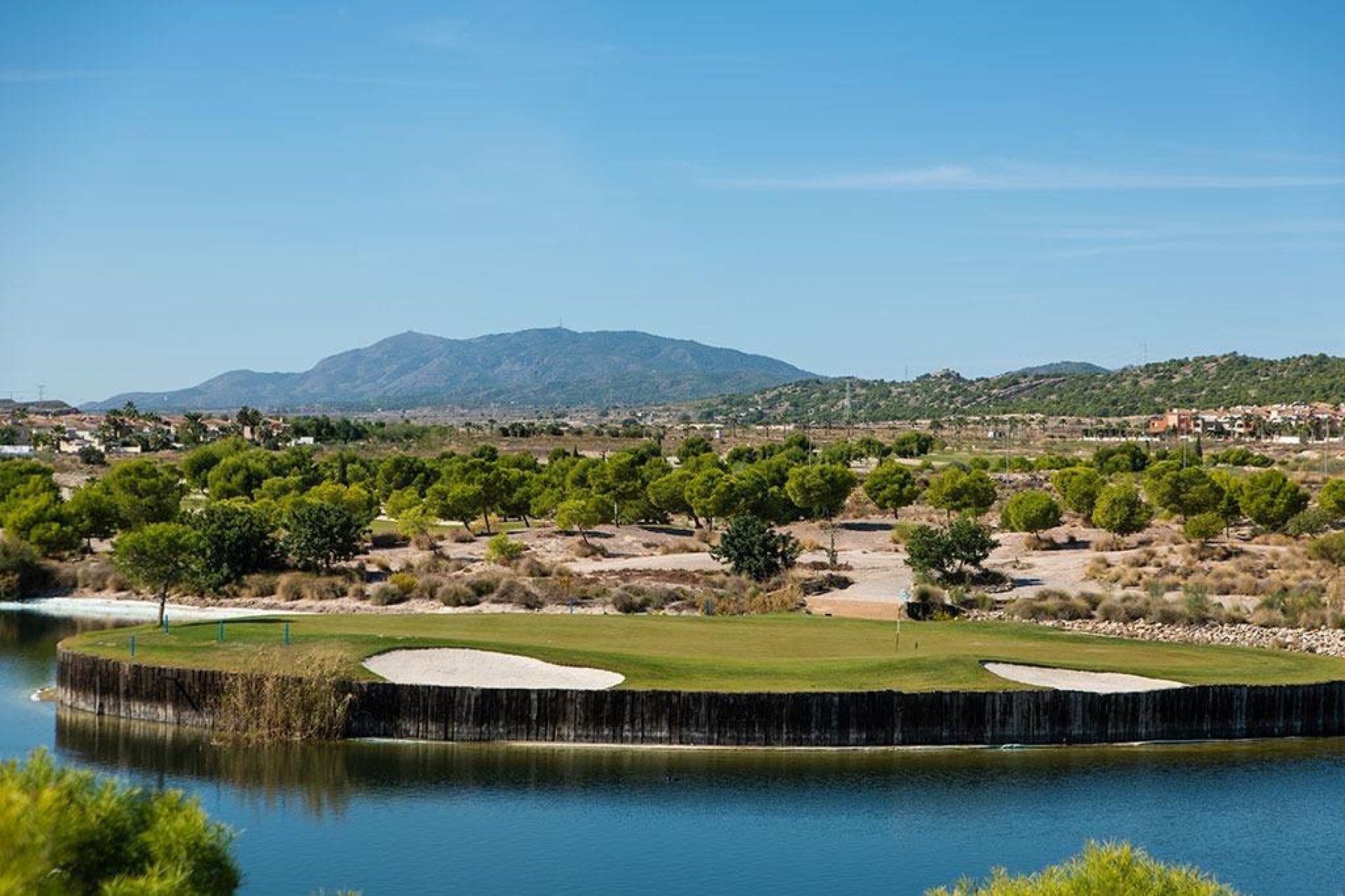 Obra nueva - Casa adosada -
Banos y Mendigo - Altaona Golf