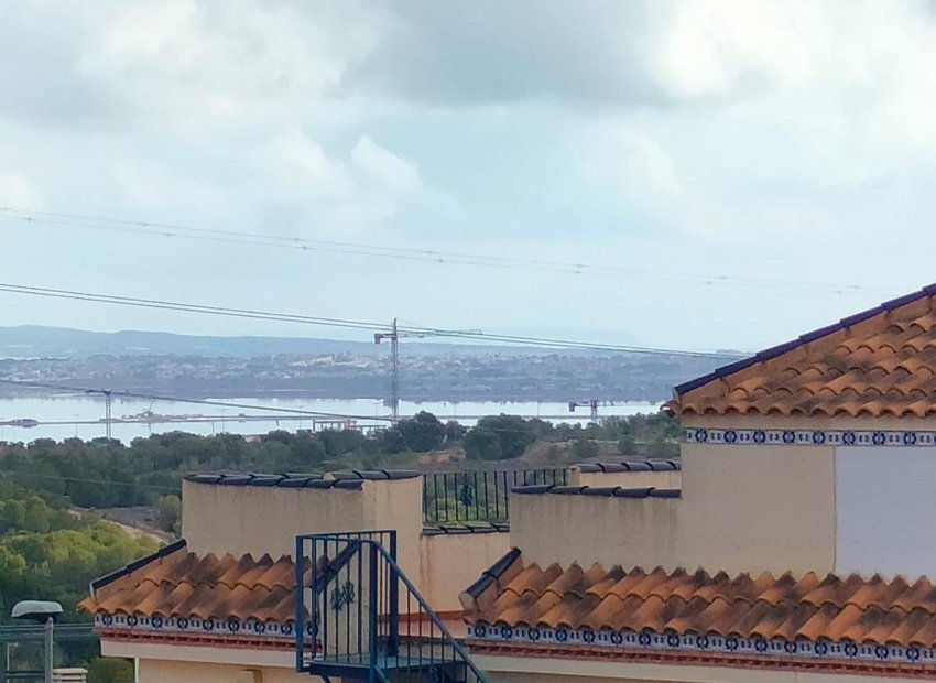 Obra nueva - Casa adosada -
Orihuela Costa - Villamartín