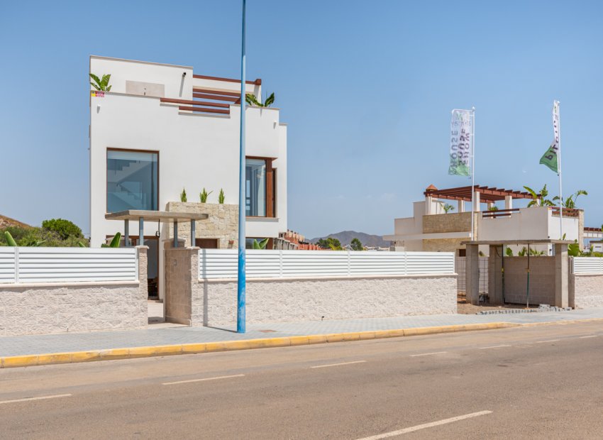 Obra nueva - detached -
Vera