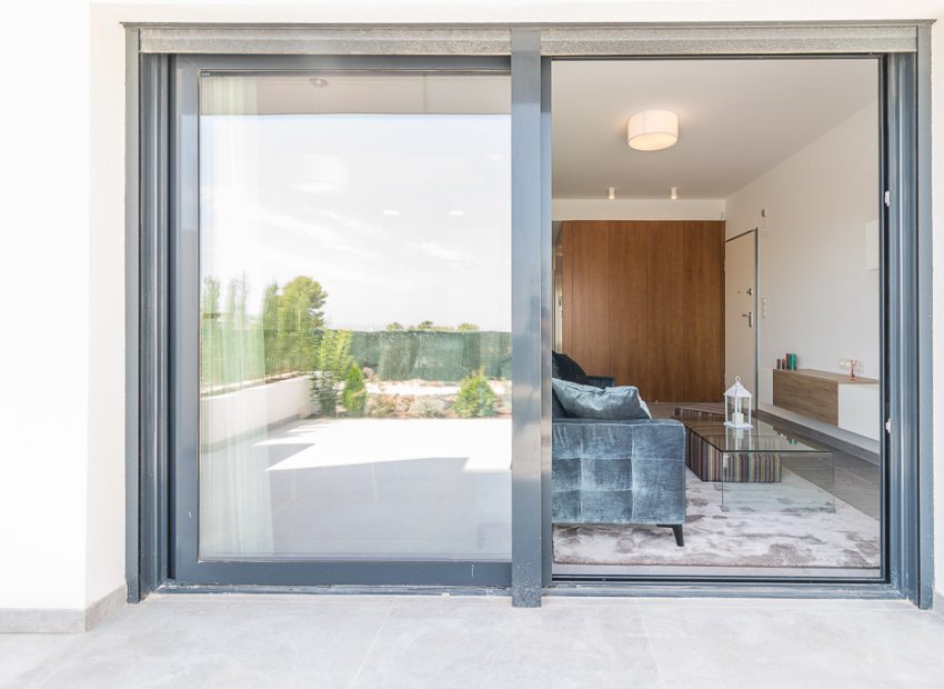 Obra nueva - high-bungalow -
Torrevieja
