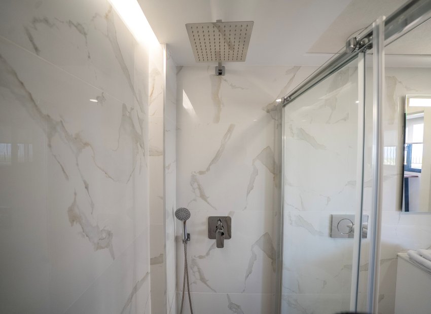 Obra nueva - Independiente / Villa -
Algorfa - La Finca Golf