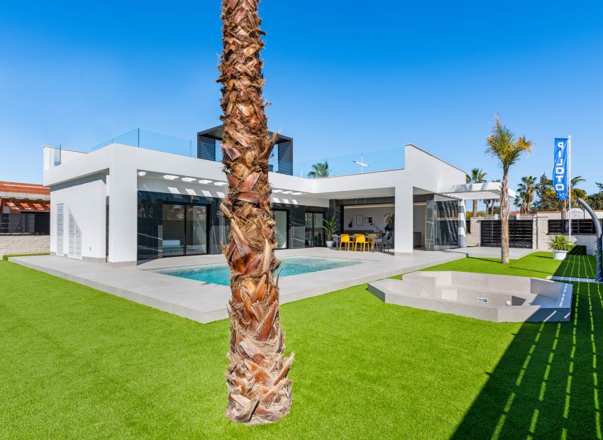Obra nueva - Independiente / Villa -
Algorfa - La Finca Golf