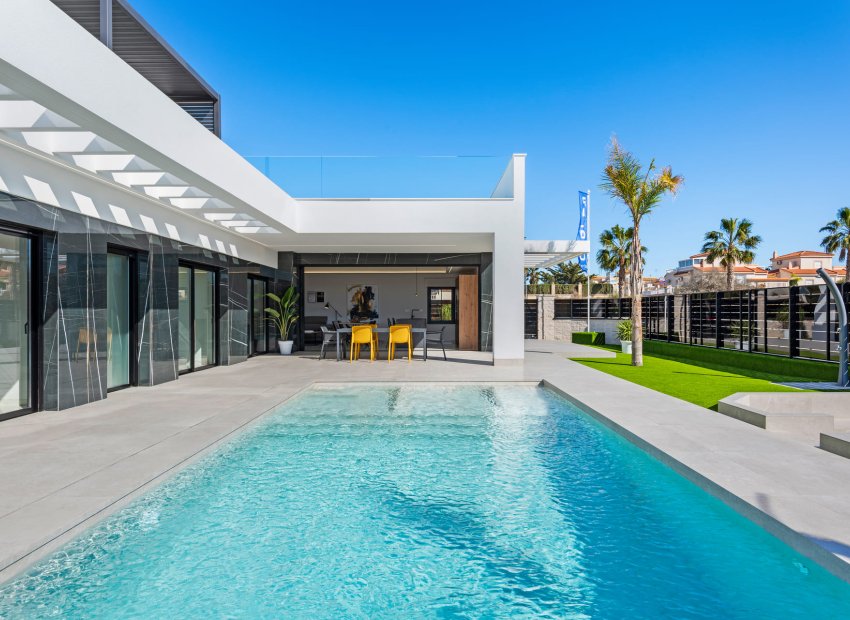 Obra nueva - Independiente / Villa -
Algorfa - La Finca Golf