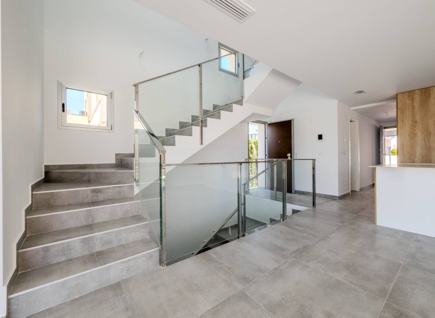Obra nueva - Independiente / Villa -
Algorfa - La Finca Golf