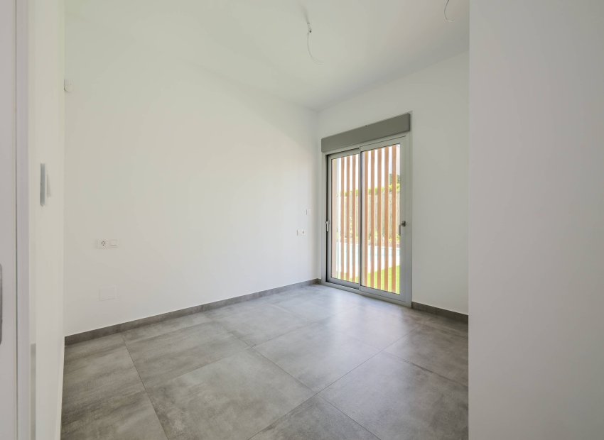 Obra nueva - Independiente / Villa -
Algorfa - La Finca Golf