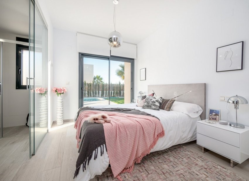 Obra nueva - Independiente / Villa -
Algorfa - La Finca Golf