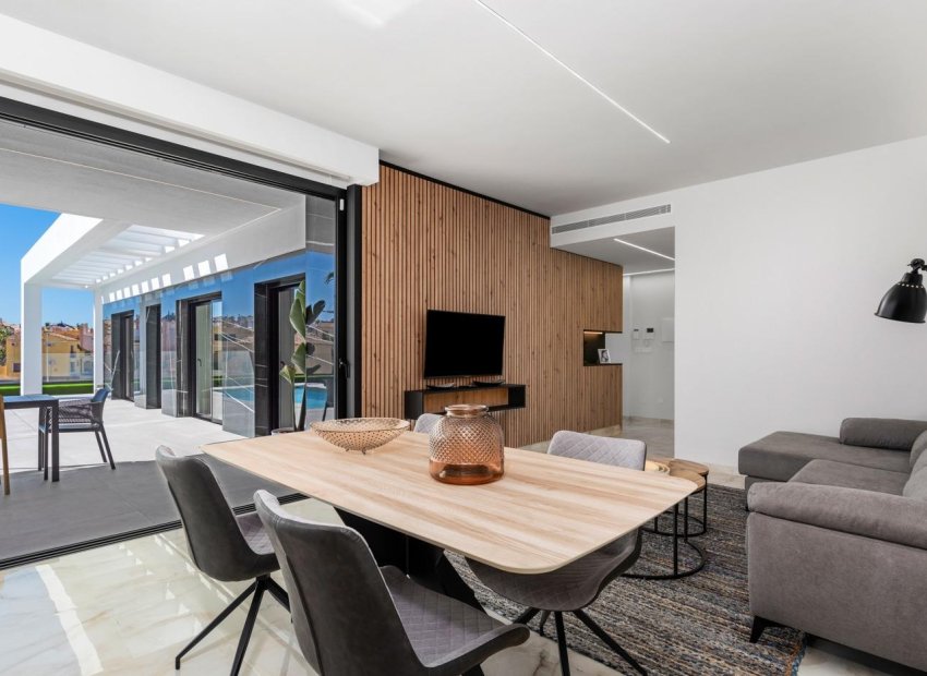 Obra nueva - Independiente / Villa -
Algorfa - La Finca Golf