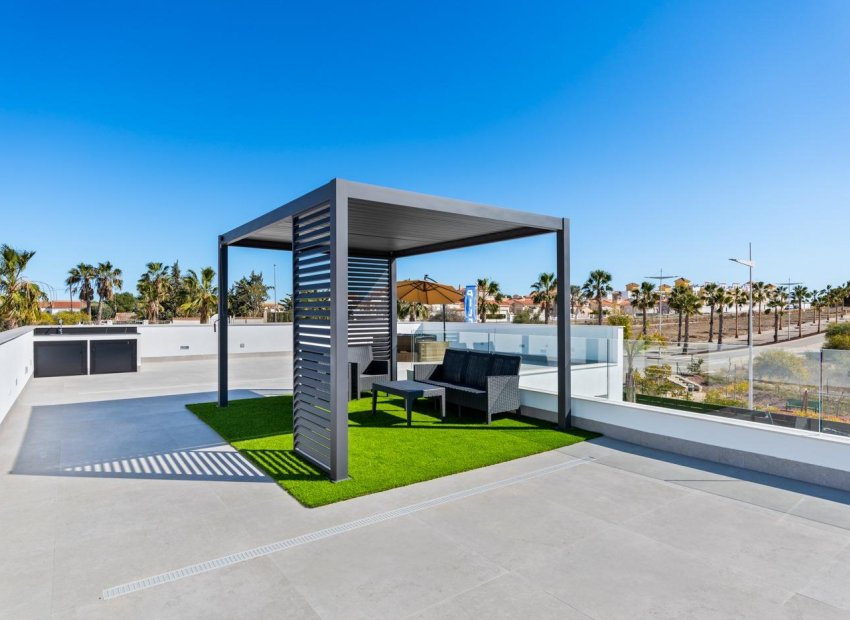 Obra nueva - Independiente / Villa -
Algorfa - La Finca Golf