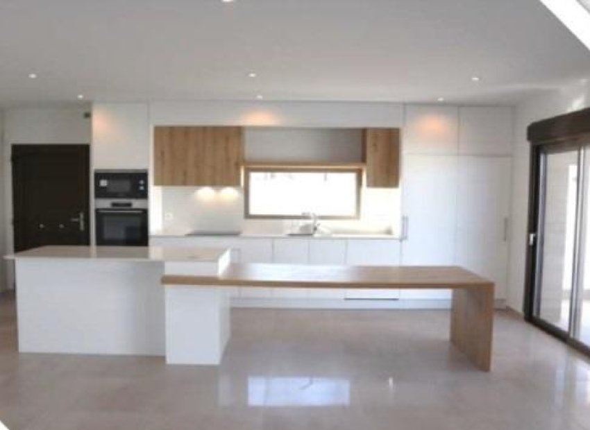 Obra nueva - Independiente / Villa -
Aspe - Centro
