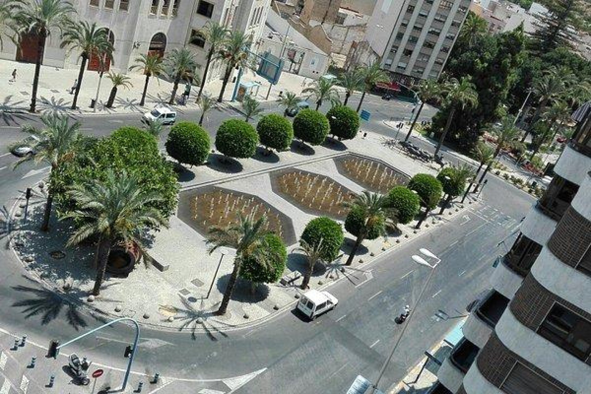 Obra nueva - Independiente / Villa -
Aspe - Centro