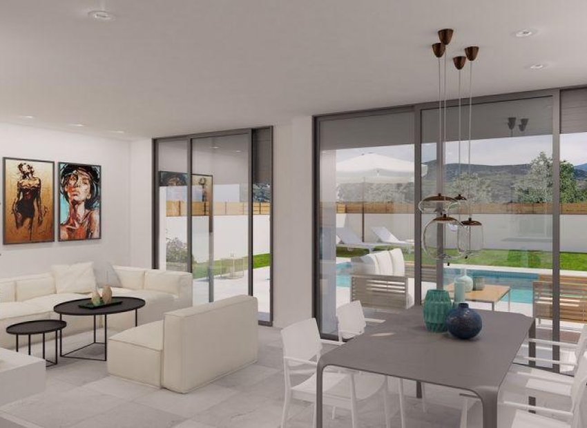 Obra nueva - Independiente / Villa -
Aspe - Centro