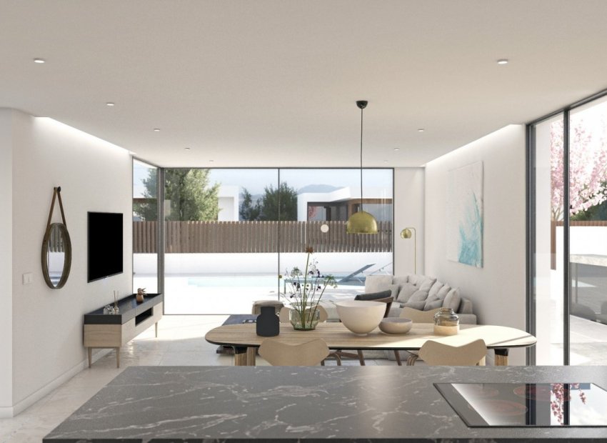 Obra nueva - Independiente / Villa -
Banos y Mendigo - Altaona Golf