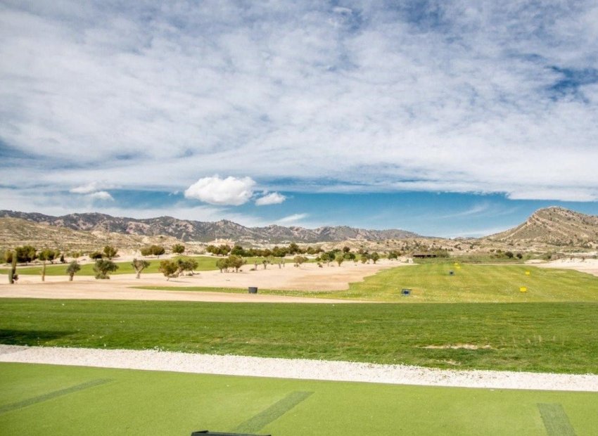 Obra nueva - Independiente / Villa -
Banos y Mendigo - Altaona Golf
