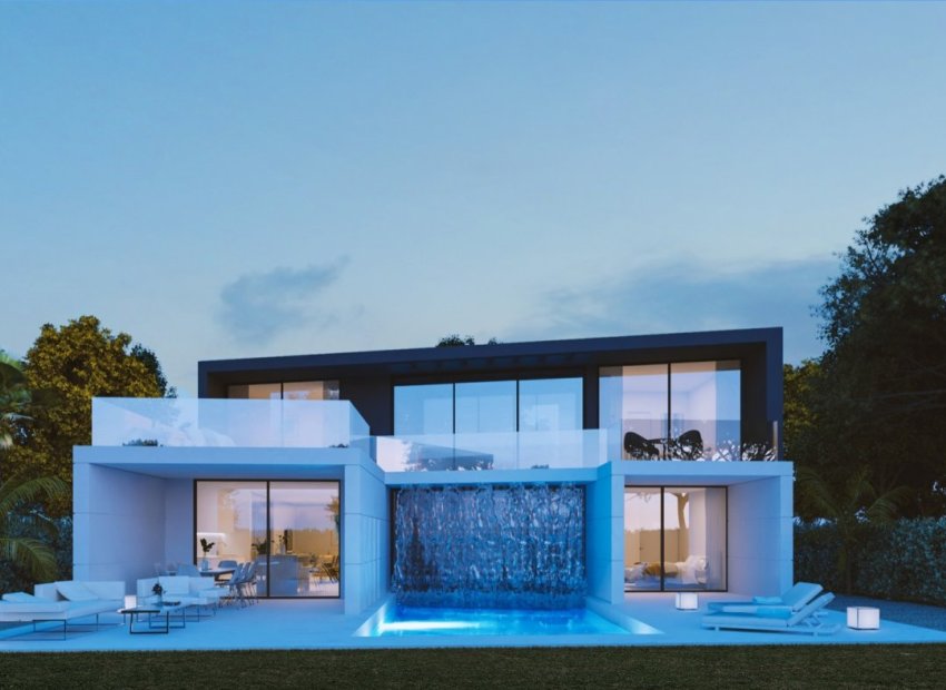Obra nueva - Independiente / Villa -
Banos y Mendigo - Altaona Golf
