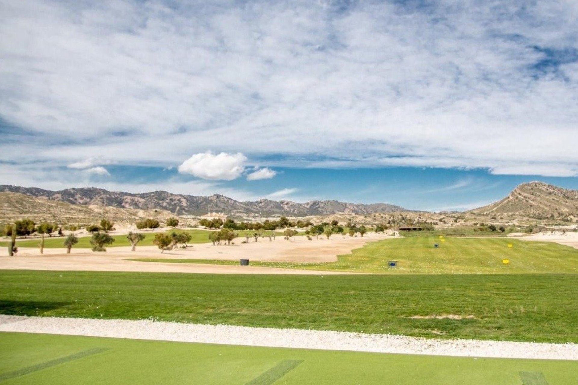 Obra nueva - Independiente / Villa -
Banos y Mendigo - Altaona Golf