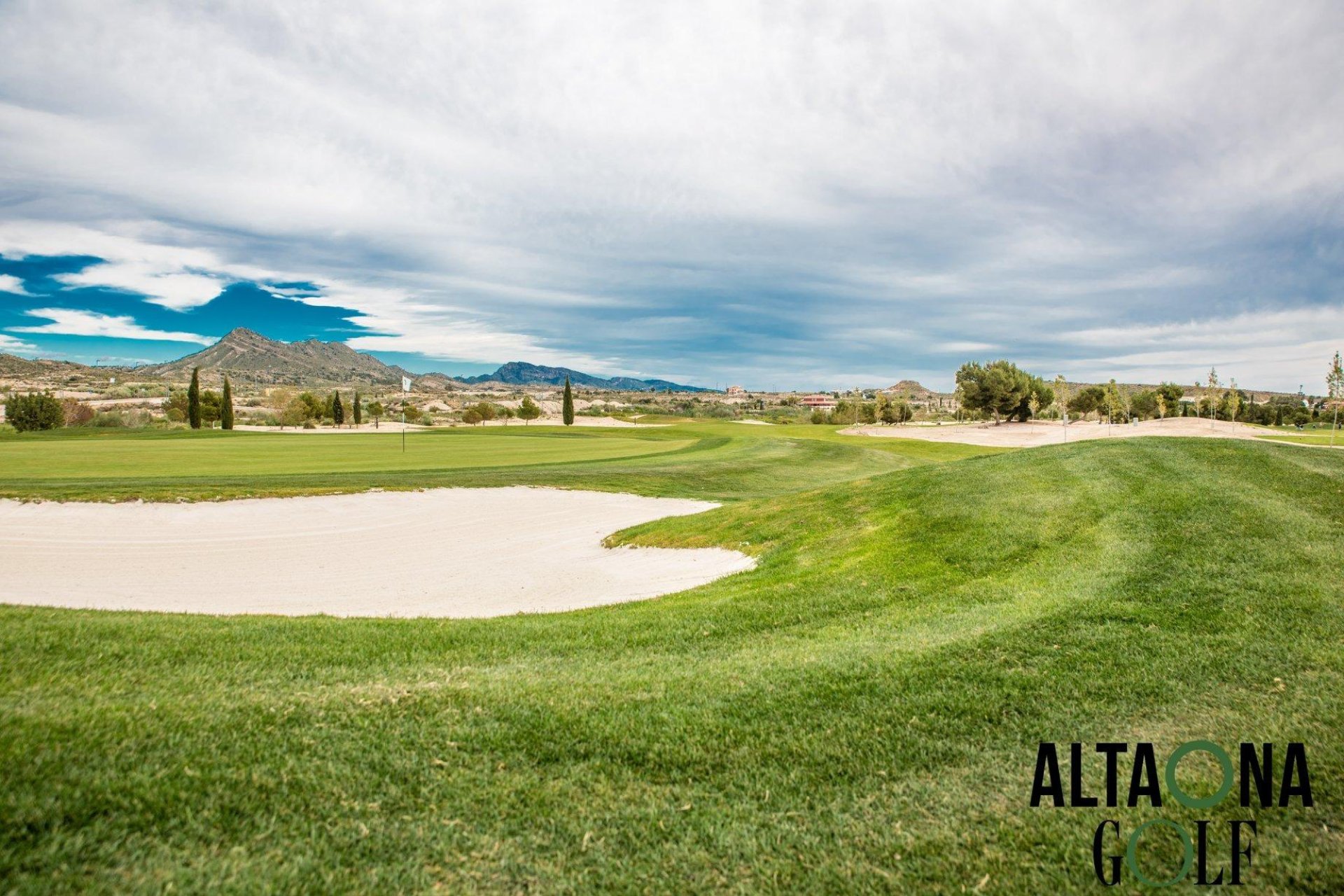 Obra nueva - Independiente / Villa -
Banos y Mendigo - Altaona Golf