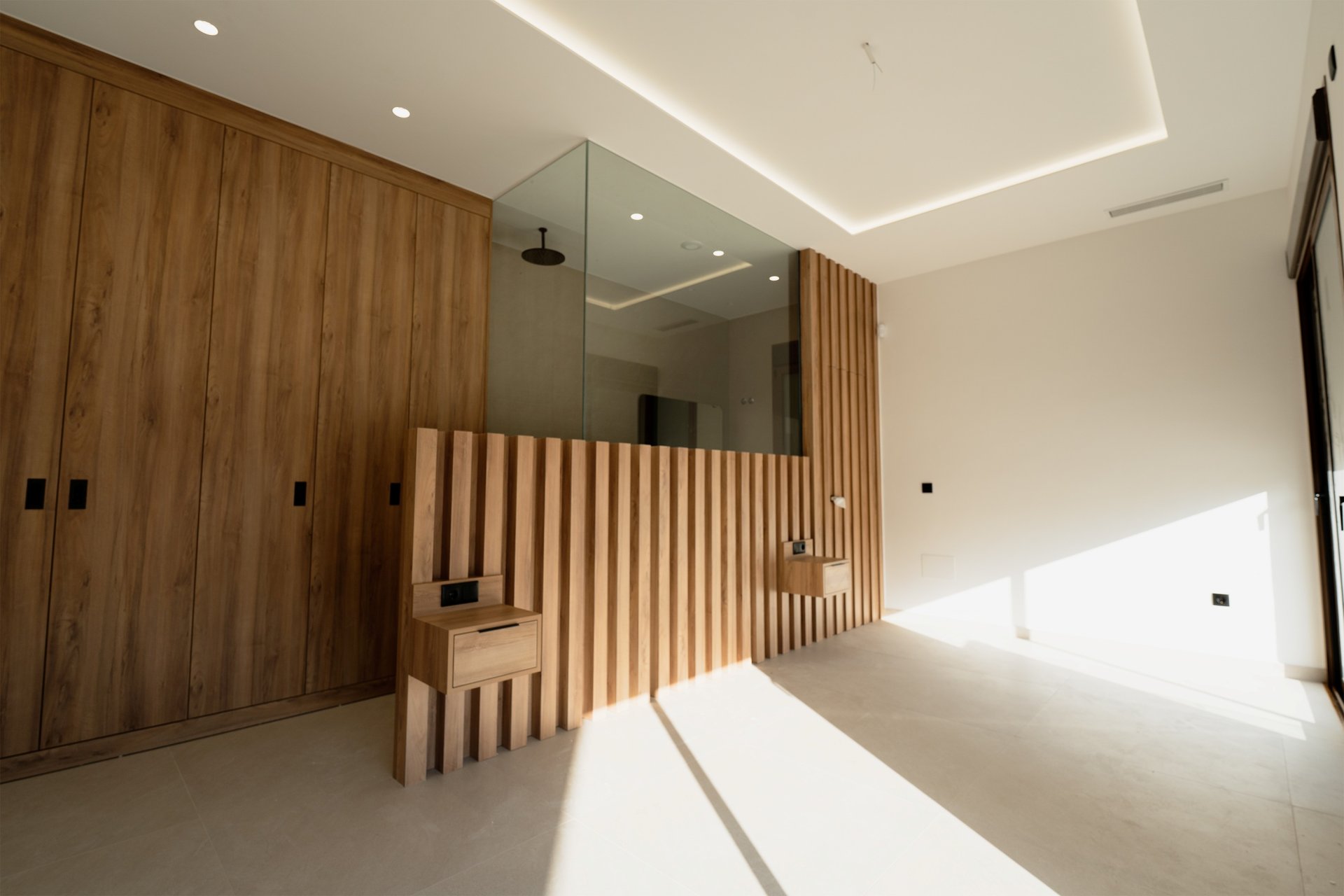Obra nueva - Independiente / Villa -
Benejúzar