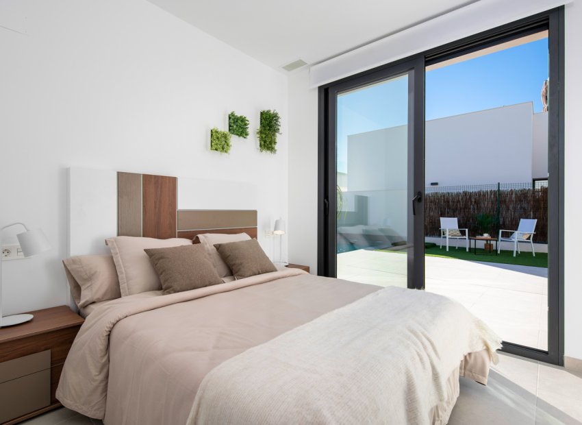 Obra nueva - Independiente / Villa -
Benijofar