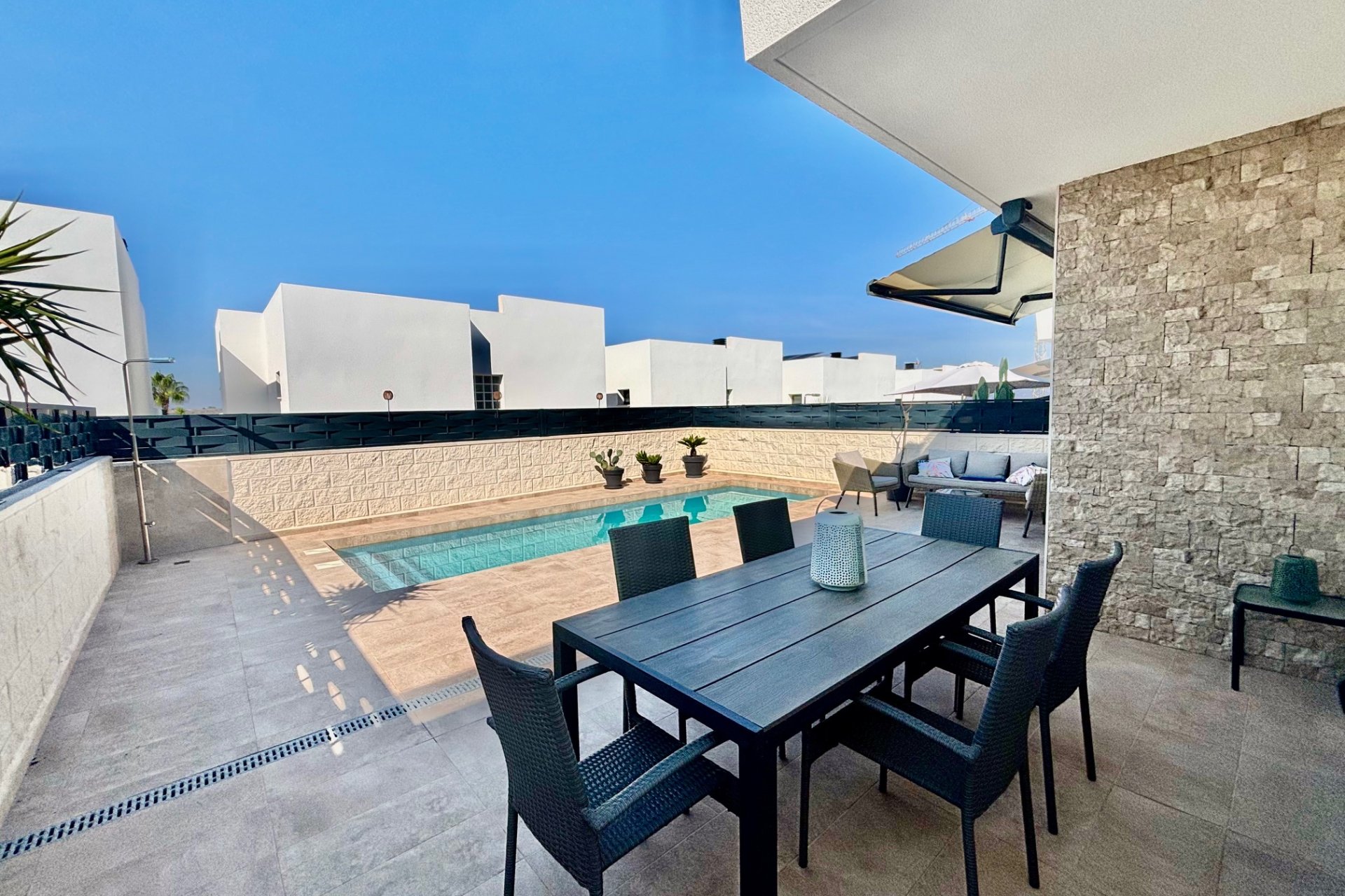 Obra nueva - Independiente / Villa -
Benijofar