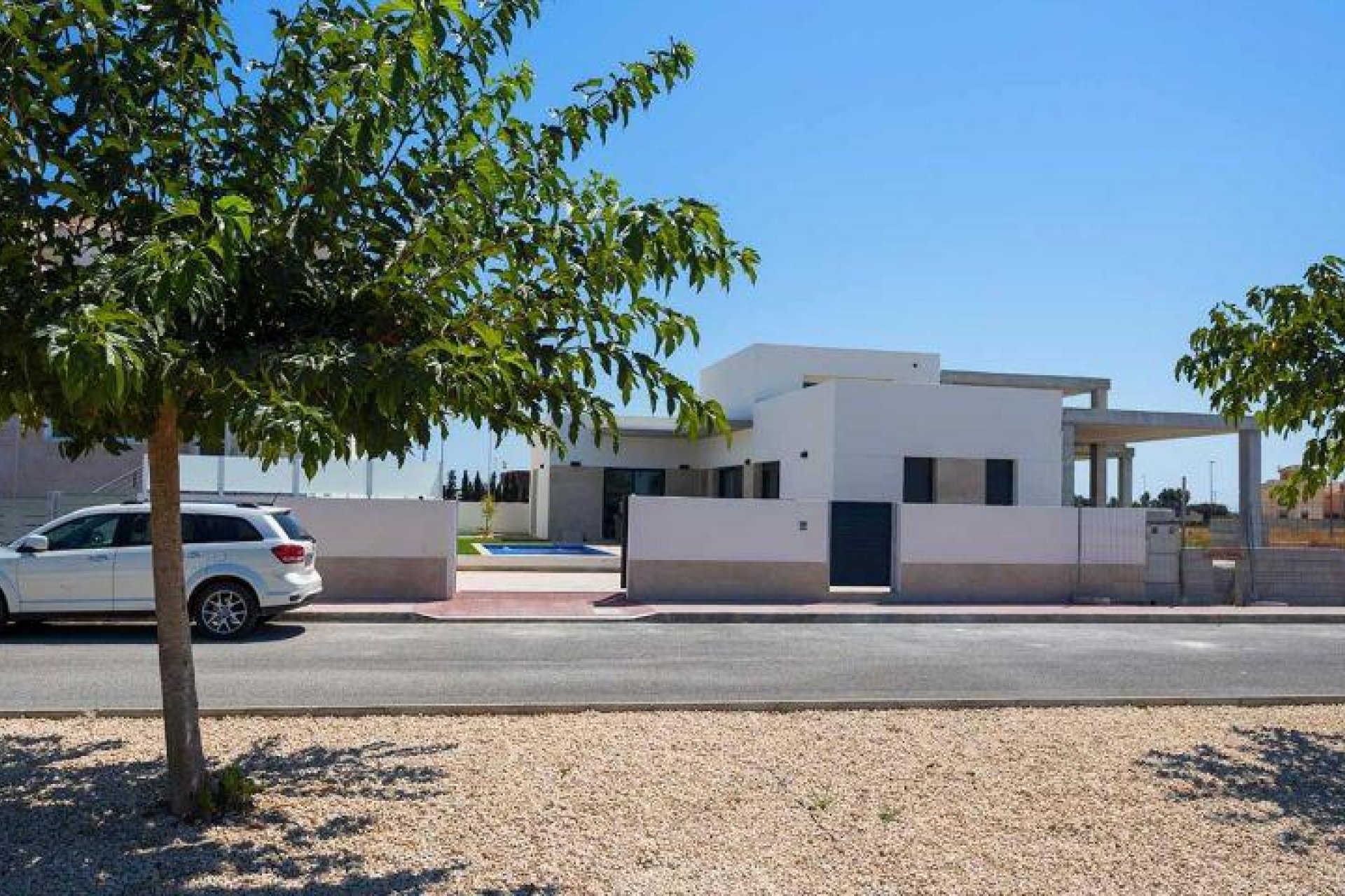 Obra nueva - Independiente / Villa -
Daya Nueva - Centro