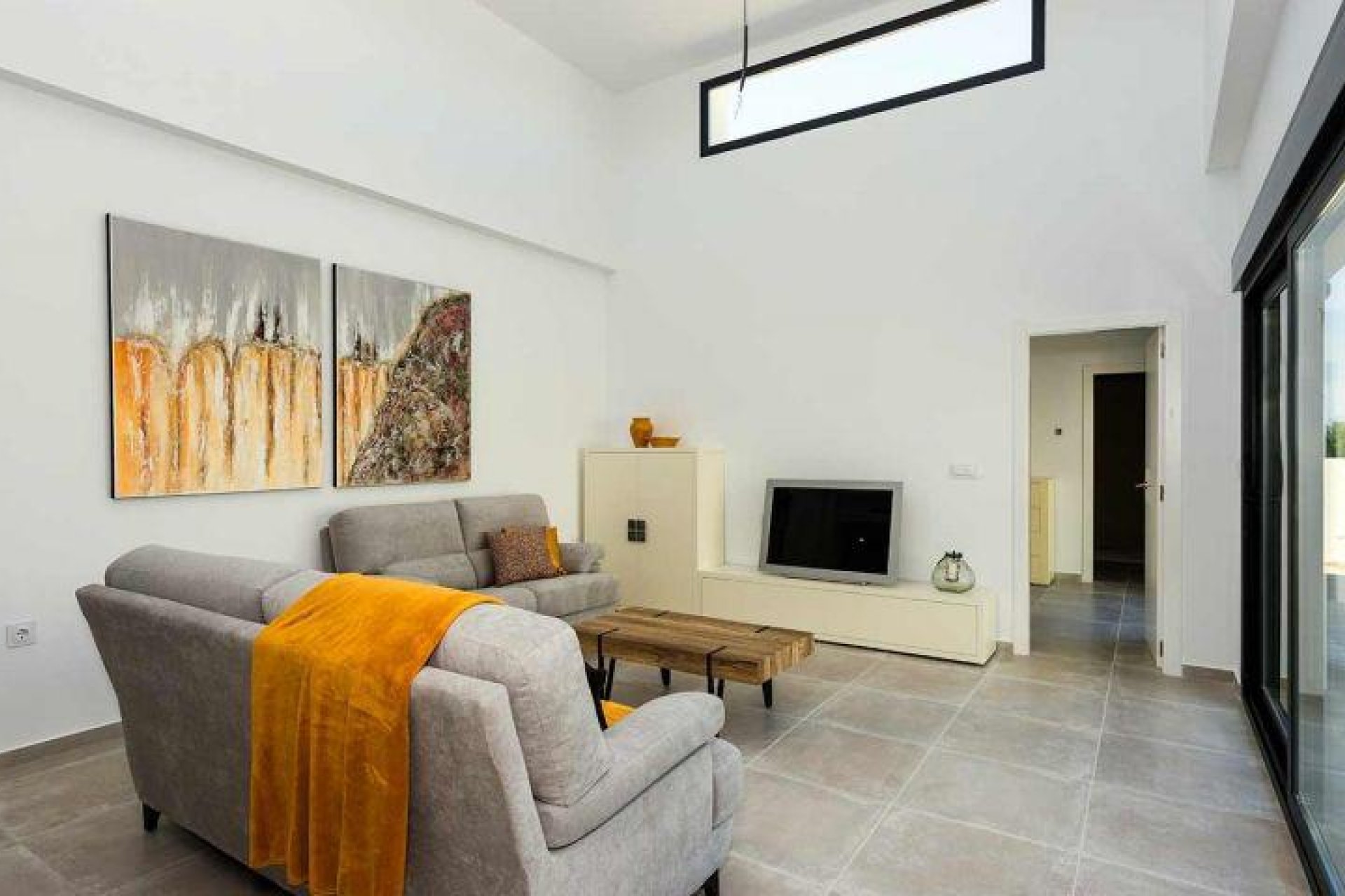 Obra nueva - Independiente / Villa -
Daya Nueva - Centro
