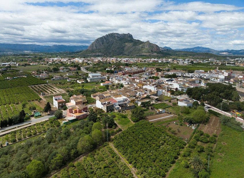 Obra nueva - Independiente / Villa -
Els Poblets - Partida Barranquets