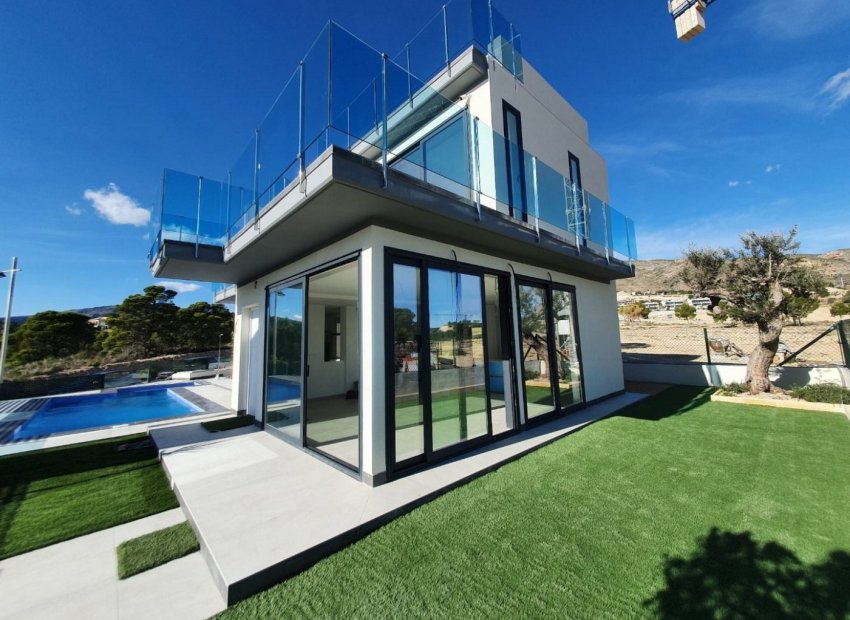 Obra nueva - Independiente / Villa -
Finestrat - Campana Garden