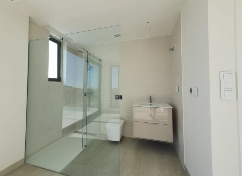 Obra nueva - Independiente / Villa -
Finestrat - Campana Garden