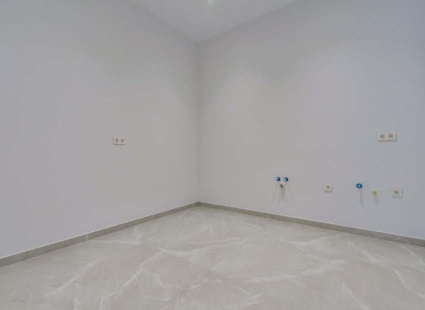 Obra nueva - Independiente / Villa -
Finestrat