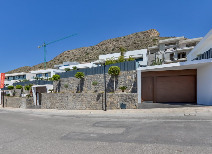 Obra nueva - Independiente / Villa -
Finestrat