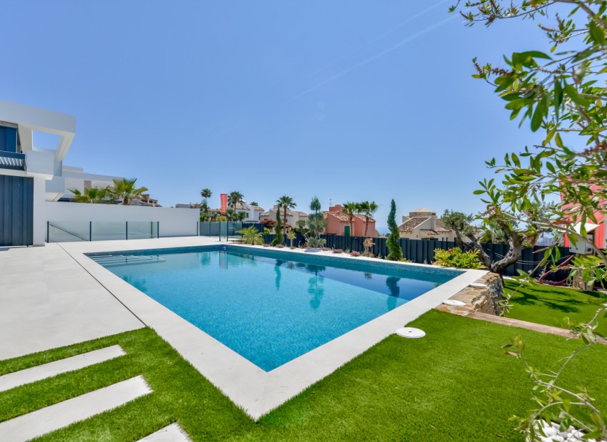 Obra nueva - Independiente / Villa -
Finestrat