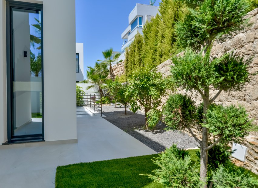 Obra nueva - Independiente / Villa -
Finestrat