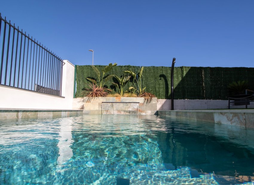 Obra nueva - Independiente / Villa -
Finestrat