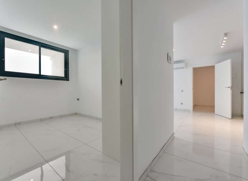 Obra nueva - Independiente / Villa -
Finestrat
