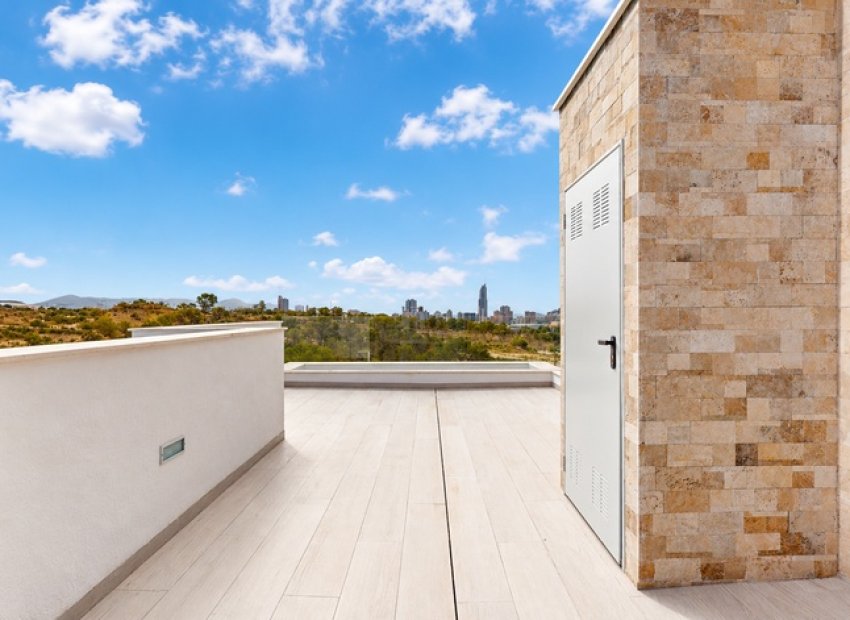 Obra nueva - Independiente / Villa -
Finestrat
