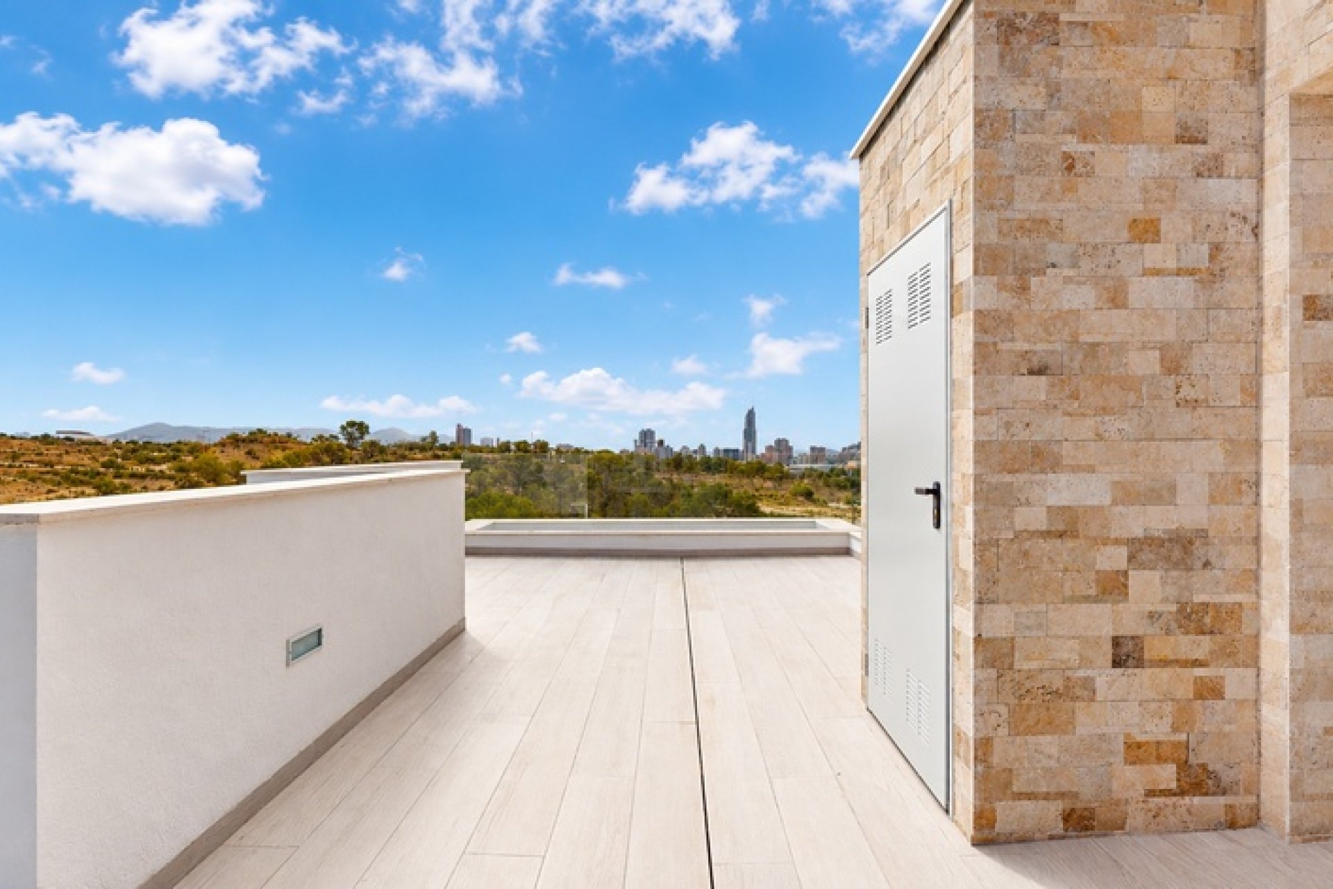 Obra nueva - Independiente / Villa -
Finestrat
