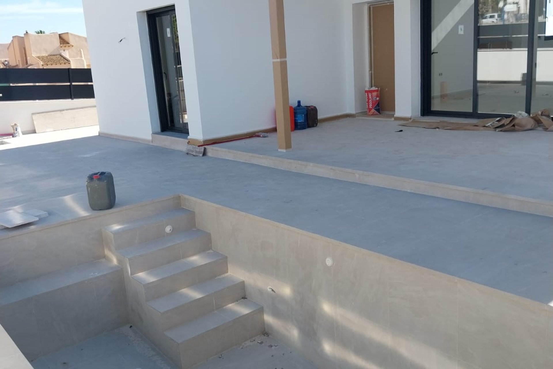 Obra nueva - Independiente / Villa -
Fortuna