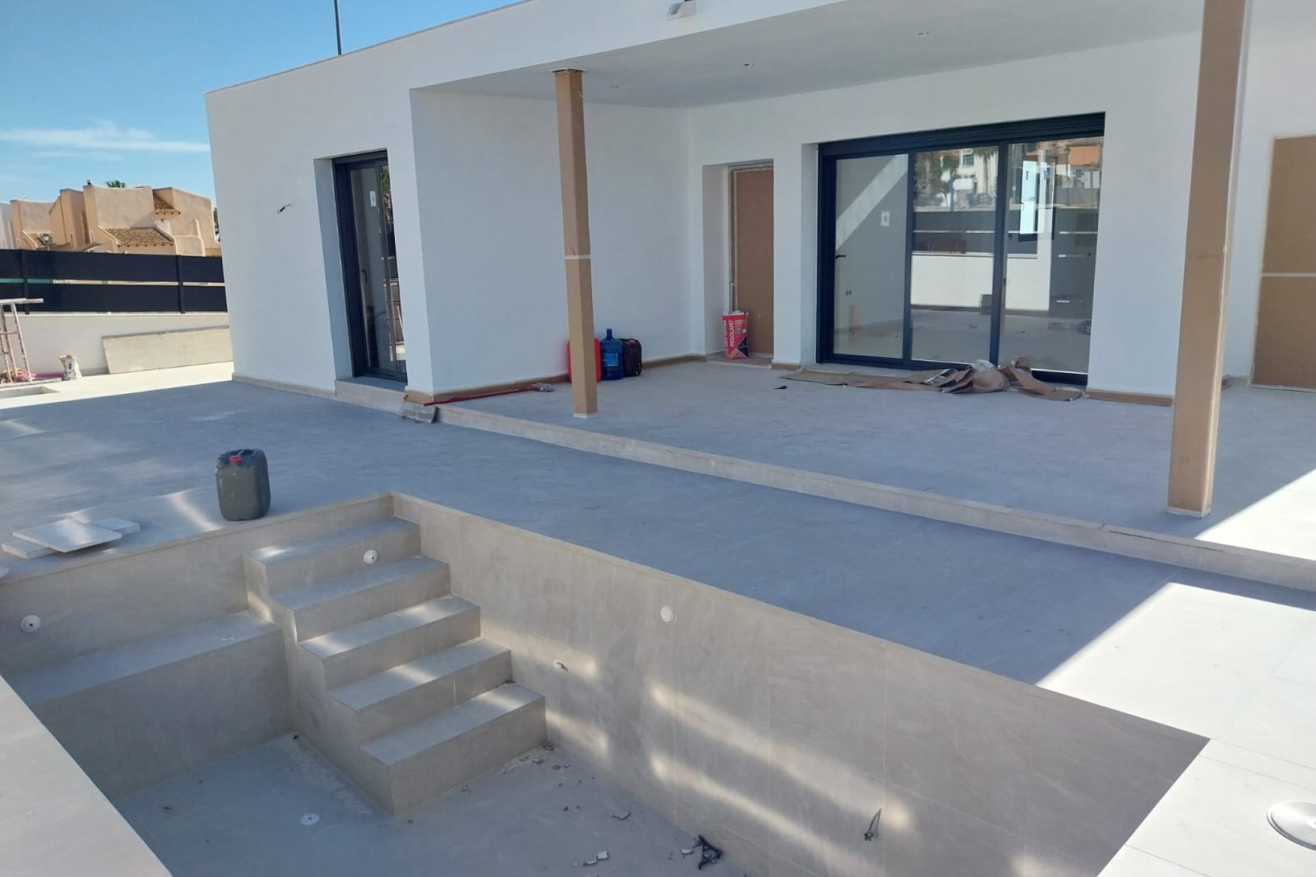 Obra nueva - Independiente / Villa -
Fortuna