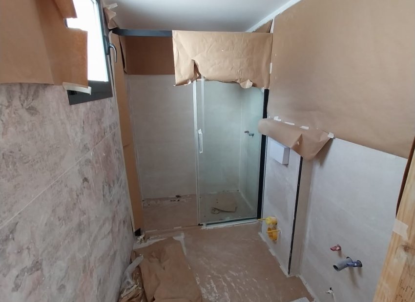 Obra nueva - Independiente / Villa -
Fortuna