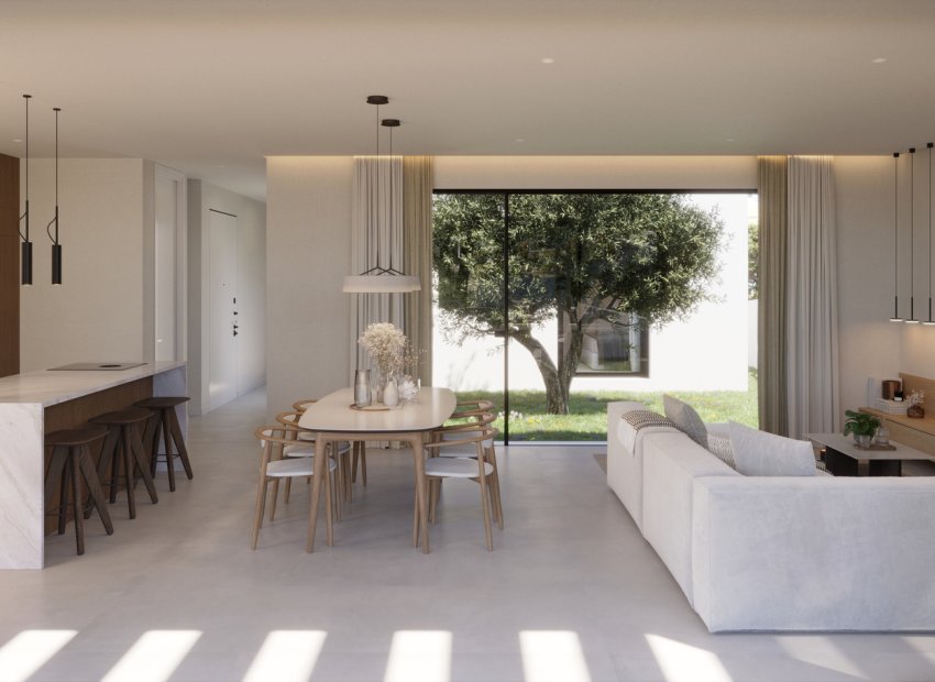 Obra nueva - Independiente / Villa -
Golf Bahía