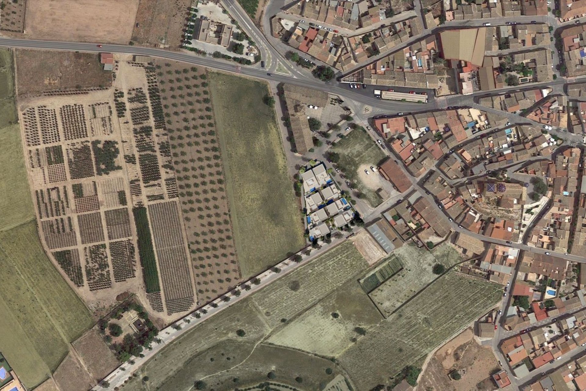 Obra nueva - Independiente / Villa -
Hondón de las Nieves