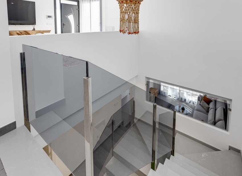 Obra nueva - Independiente / Villa -
La Mata