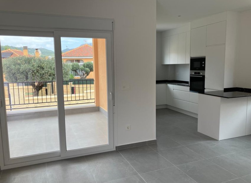 Obra nueva - Independiente / Villa -
La Romana