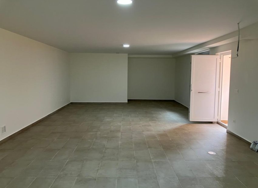 Obra nueva - Independiente / Villa -
La Romana